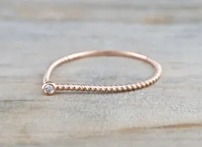 14k Rose Gold Round Cut Diamond Bezel Fashion Ring Rope Design Band