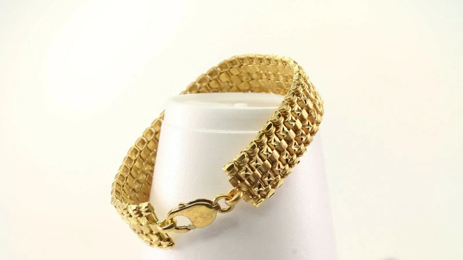 22k Bracelet Solid Gold Simple Charm Diamond Cut Design Size 7.5 inch B3095