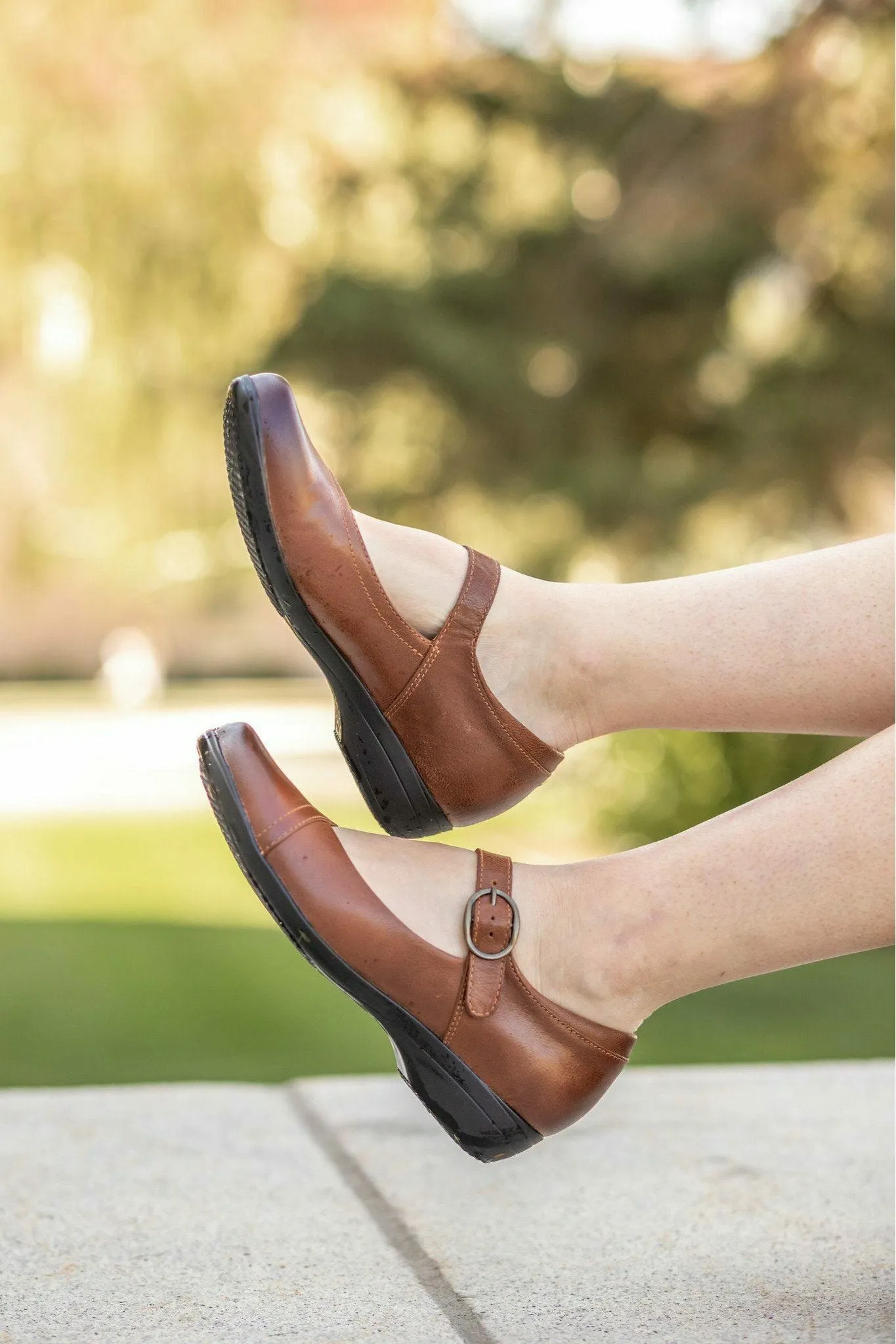 Dansko Fawna Chestnut Burnished Calf