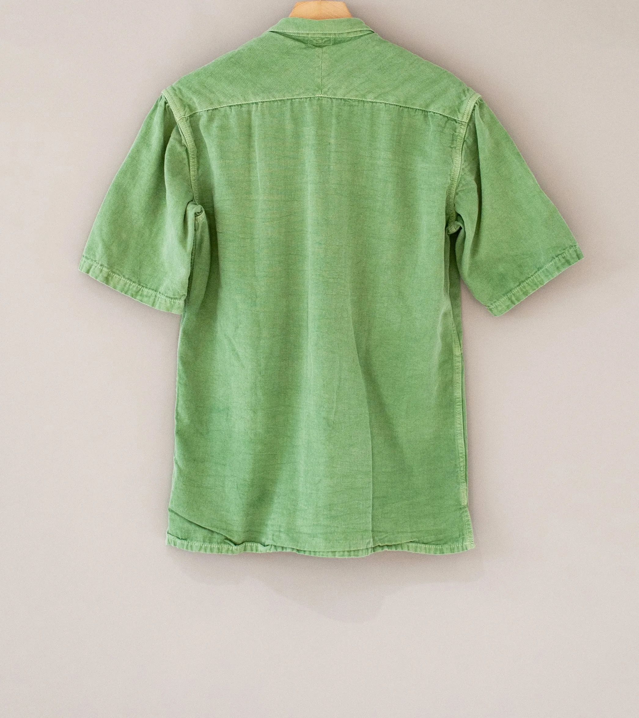 Tender 'Short Sleeve Square Tail Yoke Pocket Shirt' (Chlorophyll Cotton Casement)